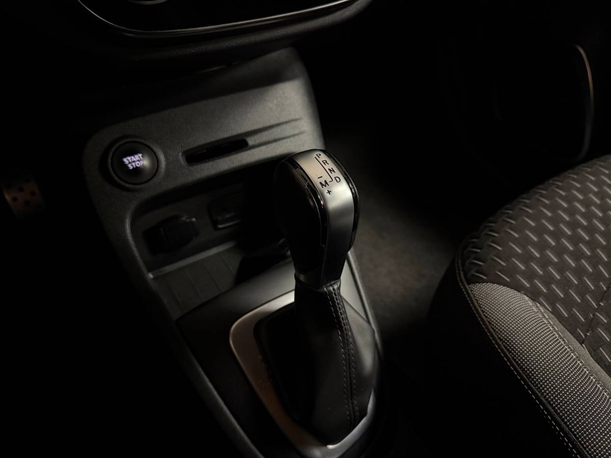 Renault Captur Renault Captur 1.3 TCe Intens *Automaat* Trekhaak|Camera|Navi|DAB|Parelmoer