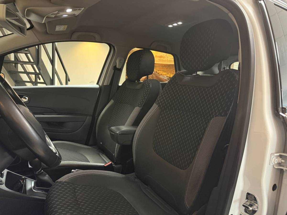Renault Captur Renault Captur 1.3 TCe Intens *Automaat* Trekhaak|Camera|Navi|DAB|Parelmoer