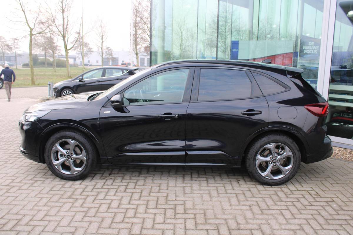 Ford Kuga Ford Kuga 2.5 FHEV ST-Line 190pk | Winterpack | Achteruitrijcamera | SYNC 4 Navigatie | All Weatherbanden | Geen stekker nodig