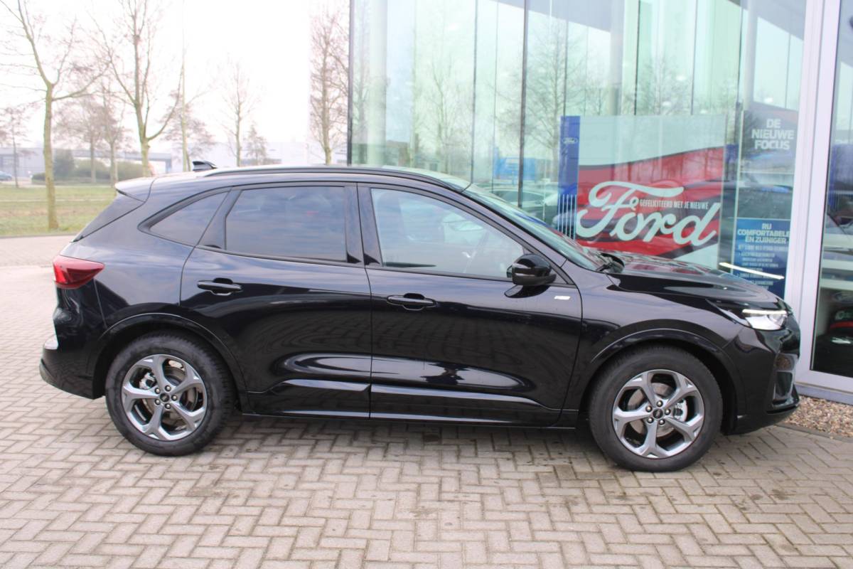 Ford Kuga Ford Kuga 2.5 FHEV ST-Line 190pk | Winterpack | Achteruitrijcamera | SYNC 4 Navigatie | All Weatherbanden | Geen stekker nodig
