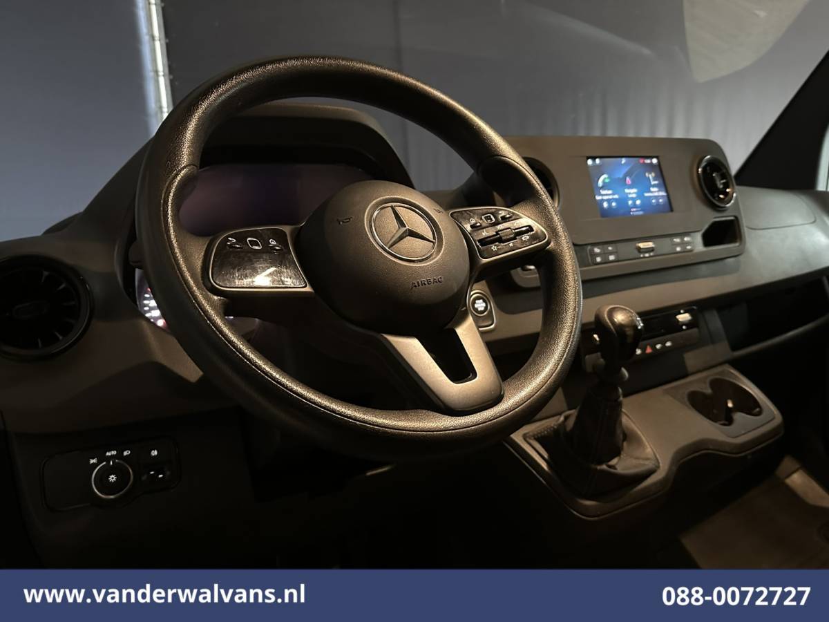 Mercedes-Benz Sprinter Mercedes-Benz Sprinter 314 CDI 143pk L3H2 Euro6 Airco | Camera | Navigatie | Apple Carplay | Android Auto Parkeersensoren