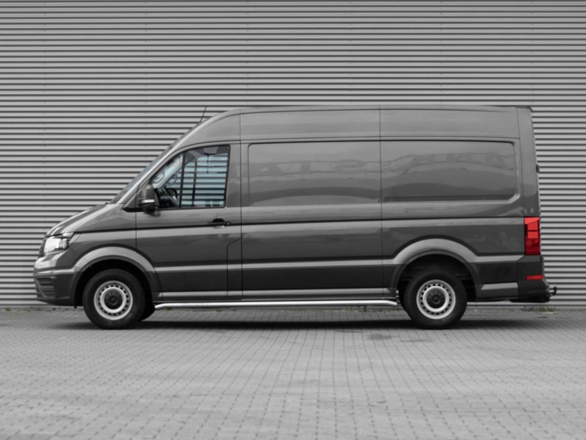 Volkswagen Crafter Volkswagen Crafter 30 2.0 TDI 140pk DSG L3H3 Trendline · Camera · Trekhaak · Side Bars · Cruise Control · Apple/Android Car Play · DAB Radio · Garantie t/m 04-09-2028 of 120.000km