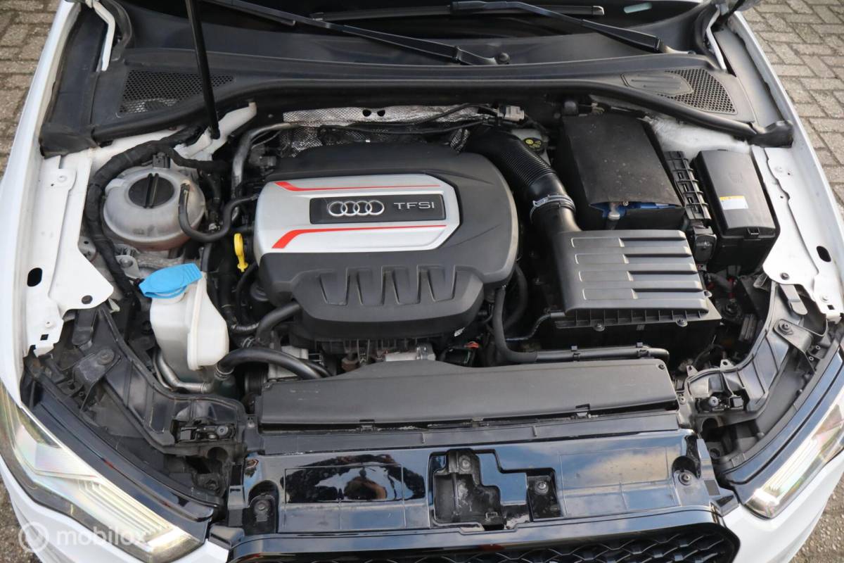 Audi S3 Audi S3 2.0 TFSI aut quattro 300pk Pro Line + | pano | LED