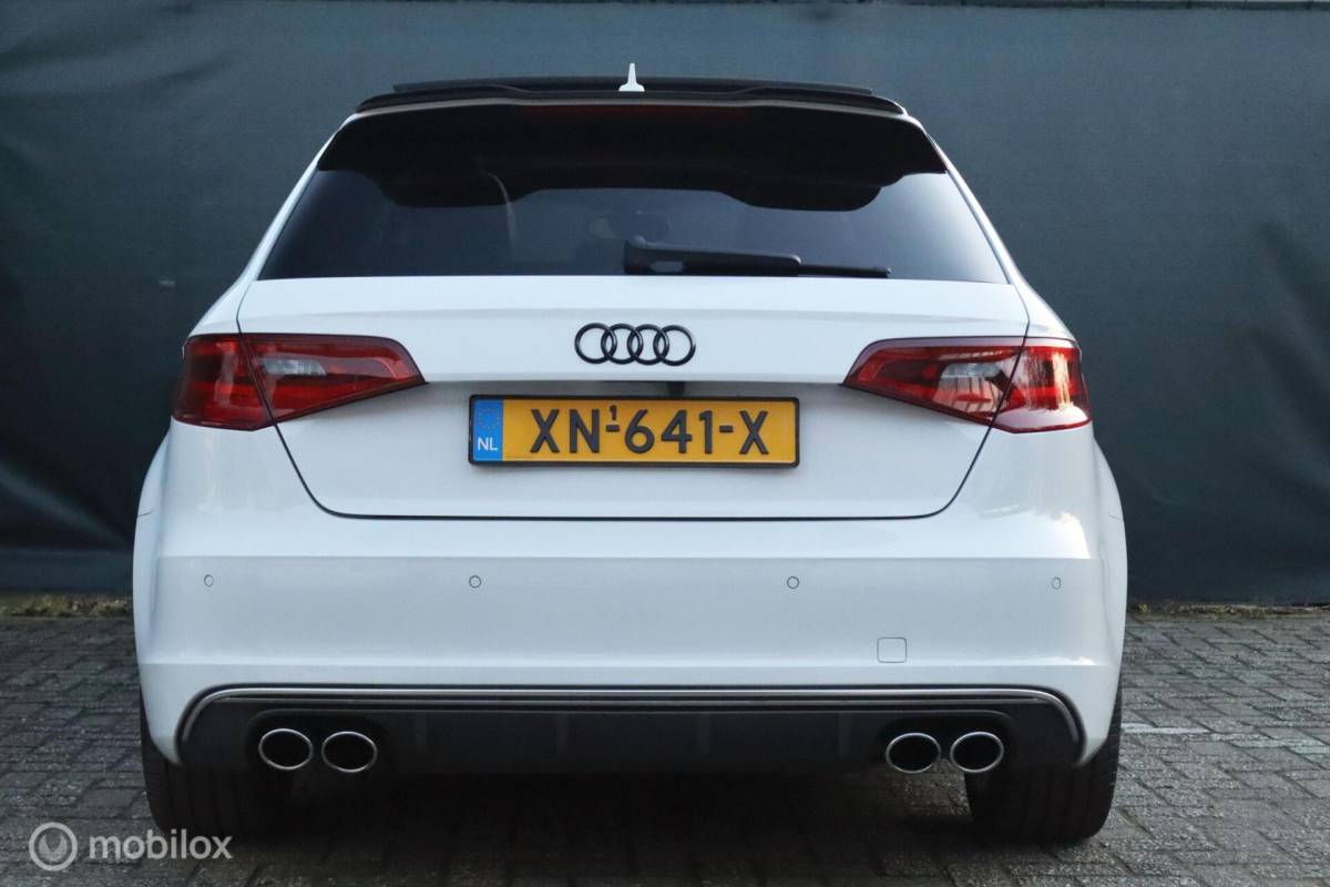 Audi S3 Audi S3 2.0 TFSI aut quattro 300pk Pro Line + | pano | LED