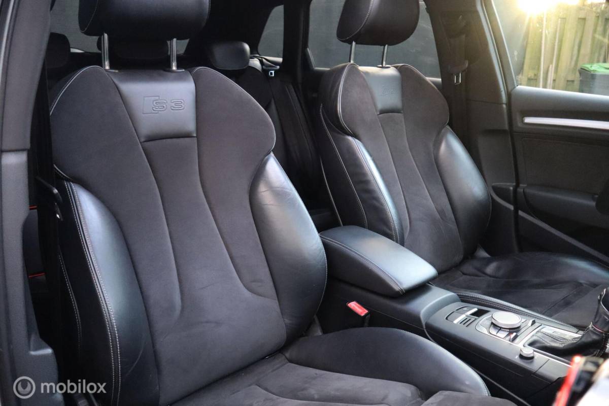 Audi S3 Audi S3 2.0 TFSI aut quattro 300pk Pro Line + | pano | LED