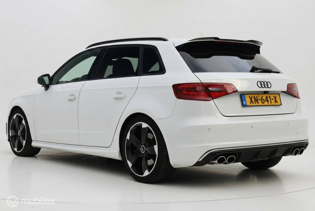 Audi S3 Audi S3 2.0 TFSI aut quattro 300pk Pro Line + | pano | LED
