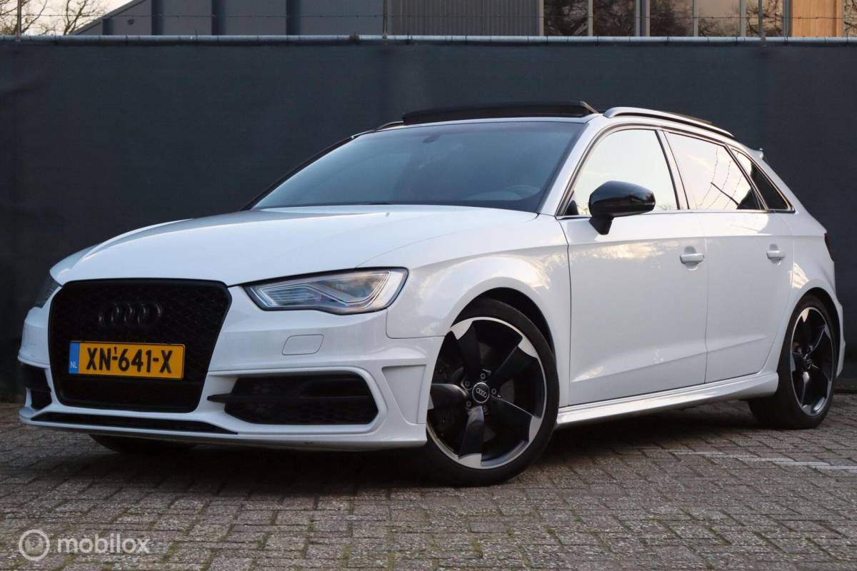 Audi S3 Audi S3 2.0 TFSI aut quattro 300pk Pro Line + | pano | LED