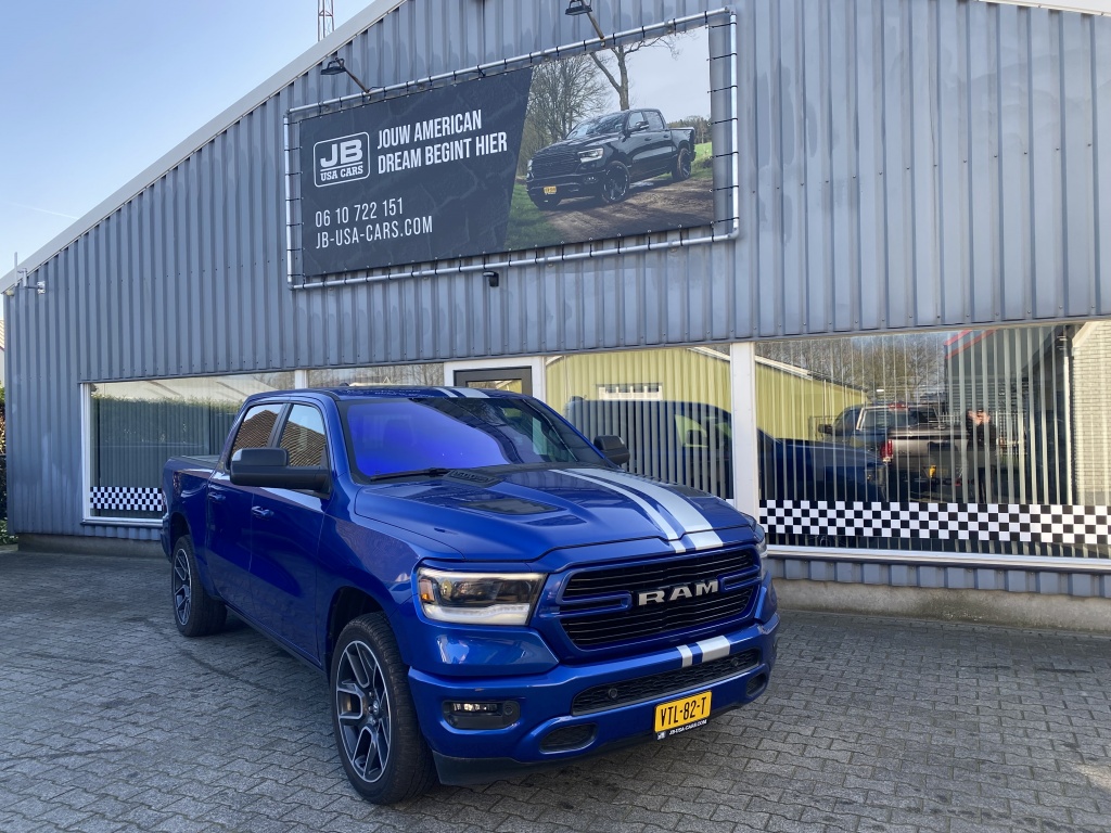Dodge Ram Dodge Ram 5.7 V8 4×4 SPORT Pano-Dak L-Vering