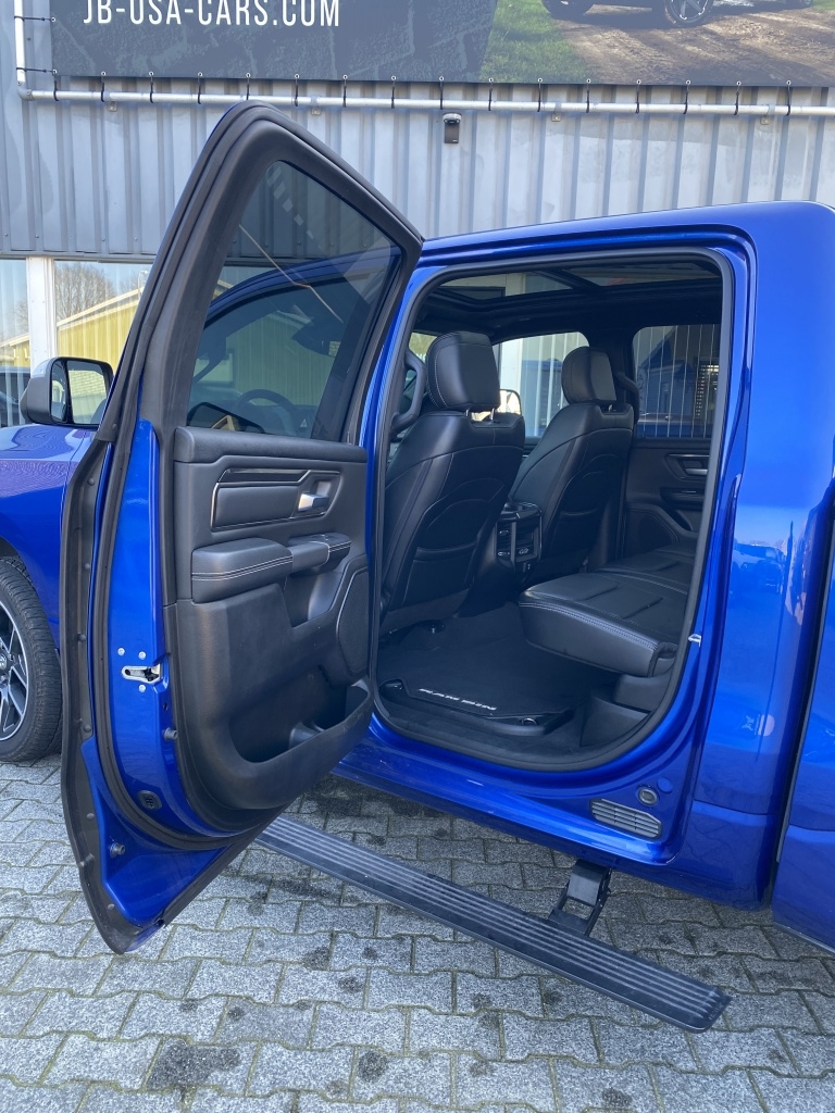 Dodge Ram Dodge Ram 5.7 V8 4×4 SPORT Pano-Dak L-Vering