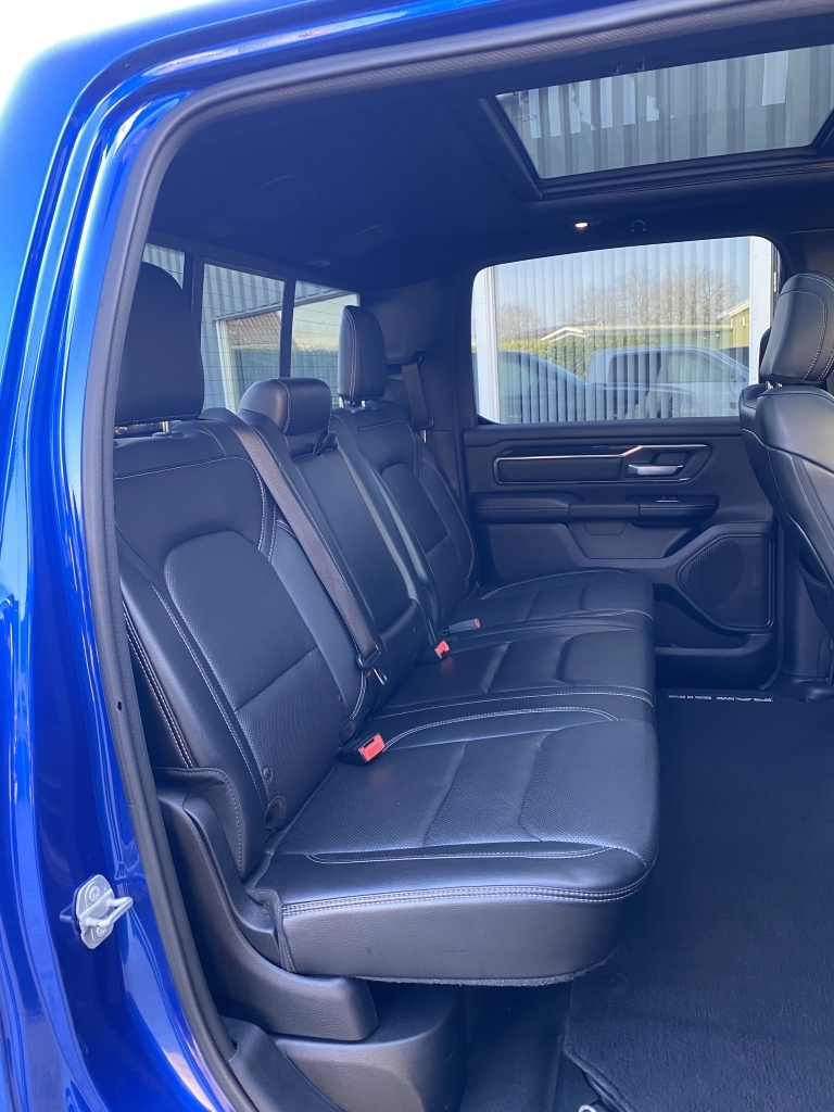 Dodge Ram Dodge Ram 5.7 V8 4×4 SPORT Pano-Dak L-Vering