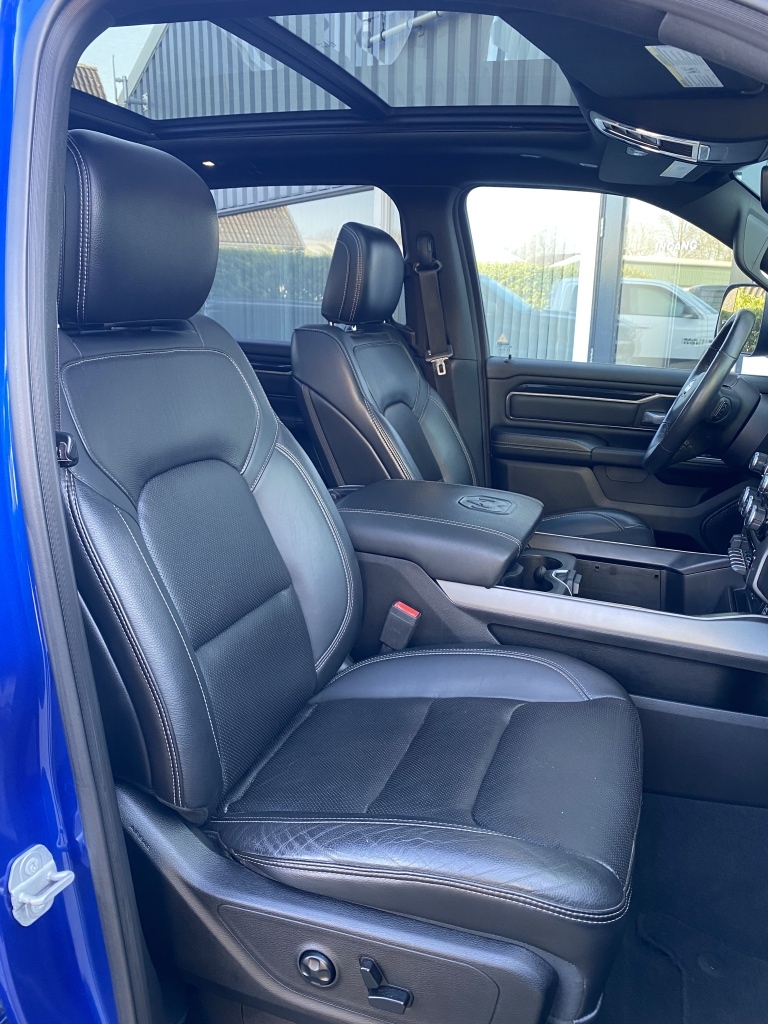Dodge Ram Dodge Ram 5.7 V8 4×4 SPORT Pano-Dak L-Vering
