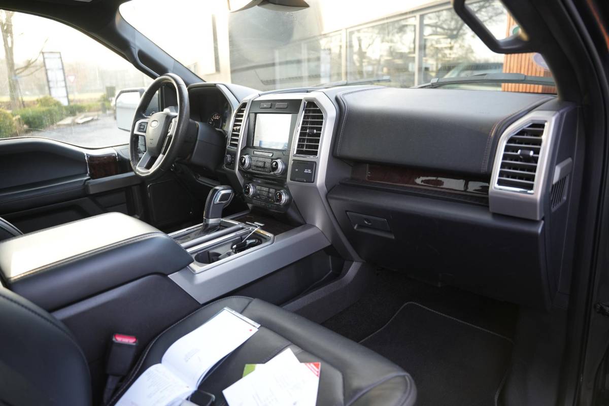 Ford F-150 Ford USA F150 3.5 V6 Ecoboost SuperCrew Dubbel Cabine Panoramadak Leer Stoelvent. Camera Trekhaak DC