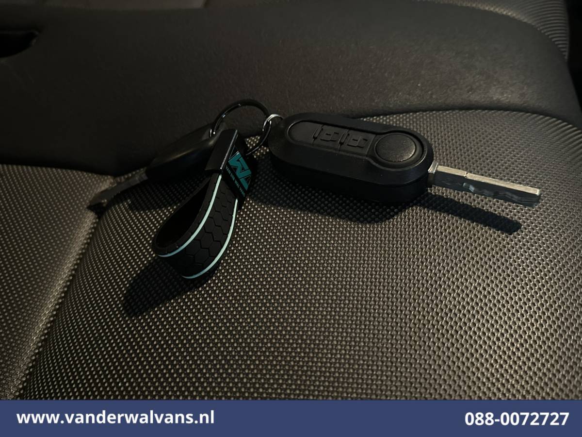 Peugeot Boxer Peugeot Boxer 2.2 BlueHDi 140pk Kipper Open Laadbak Euro6 Bijrijdersbank Bluetooth telefoonvoorbereiding