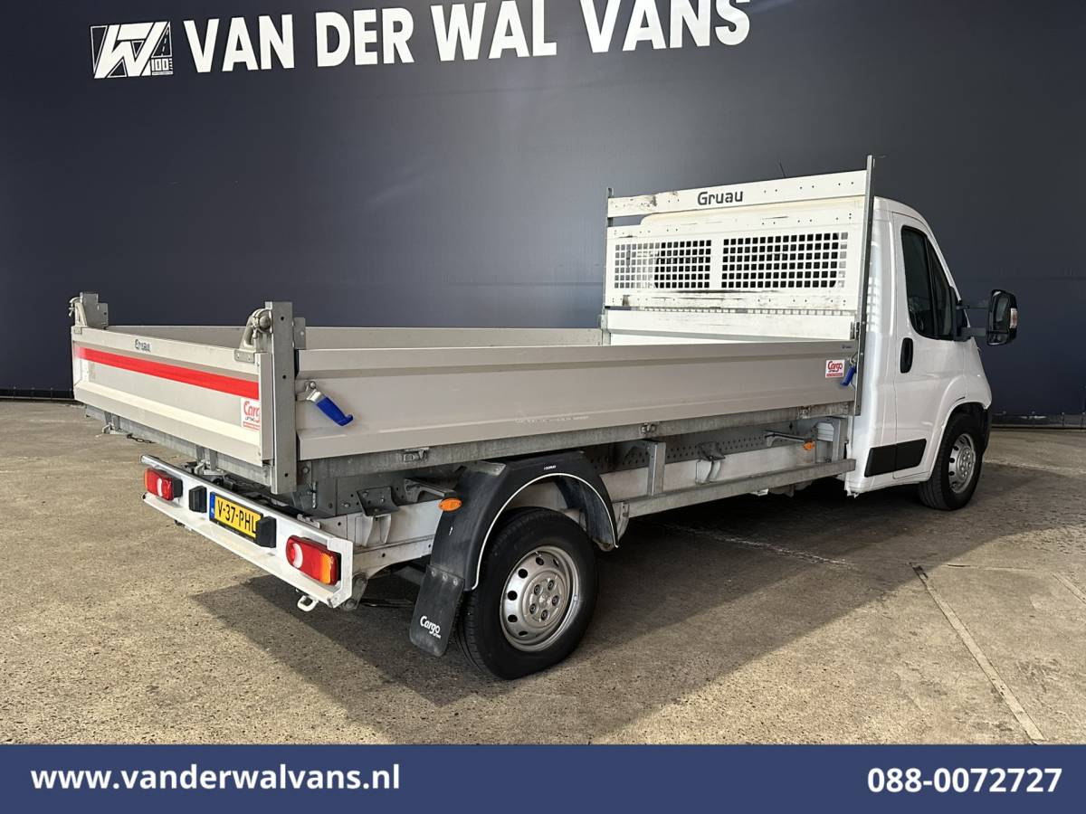 Peugeot Boxer Peugeot Boxer 2.2 BlueHDi 140pk Kipper Open Laadbak Euro6 Bijrijdersbank Bluetooth telefoonvoorbereiding