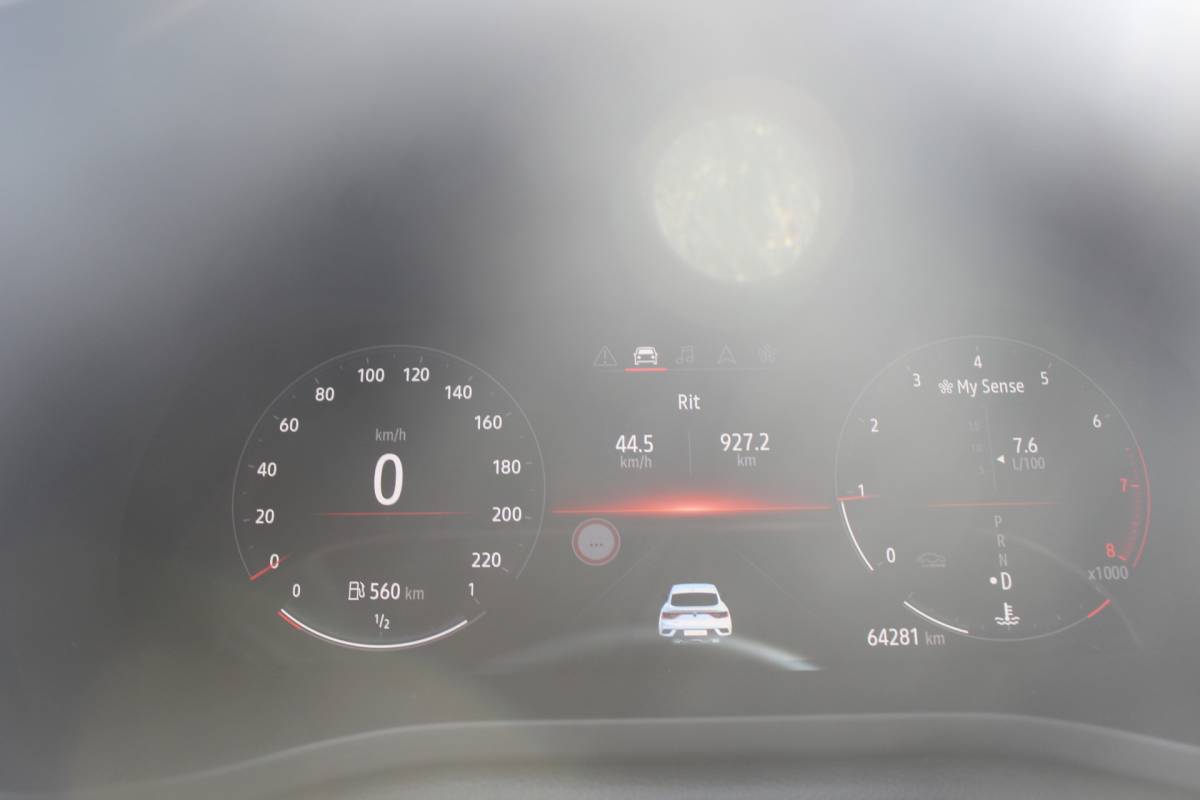 Renault Arkana Renault Arkana 1.3 TCe 140 Panorama dak l Applecarplay/ Android auto l LM velgen