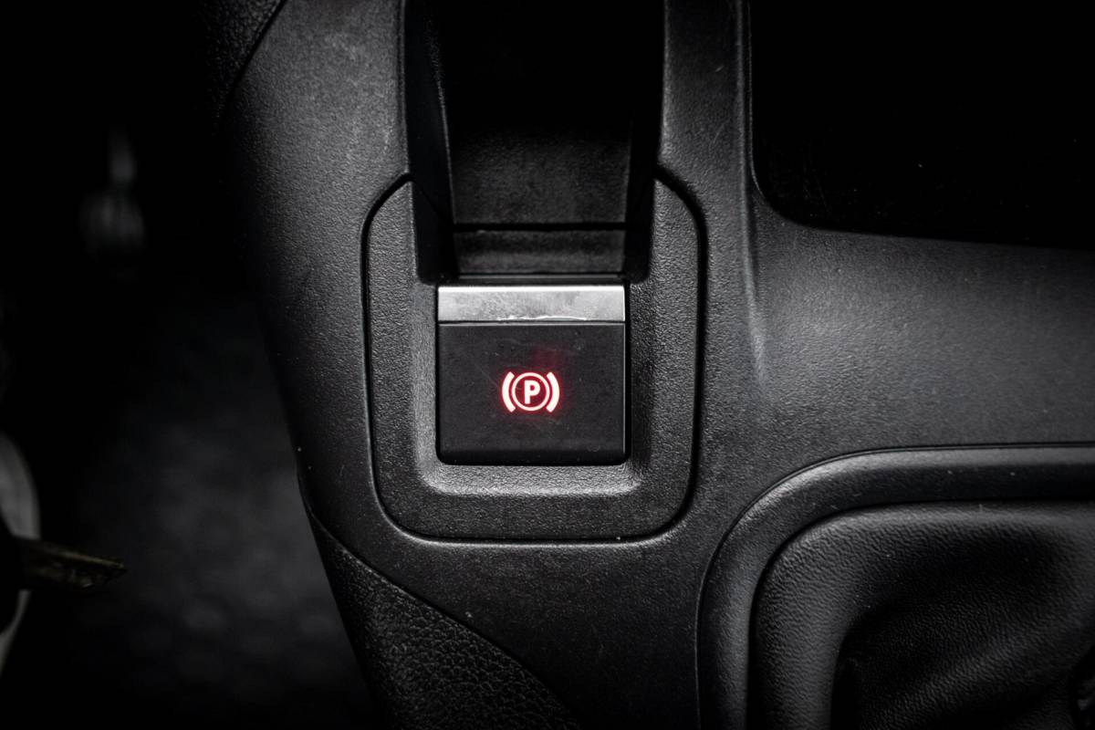 Opel Combo Opel Combo 1.5D L1H1 Edition|CAMERA|TREKHAAK|PDC|CARPLAY|DODEHOEKDETECTIE|CLIMATE