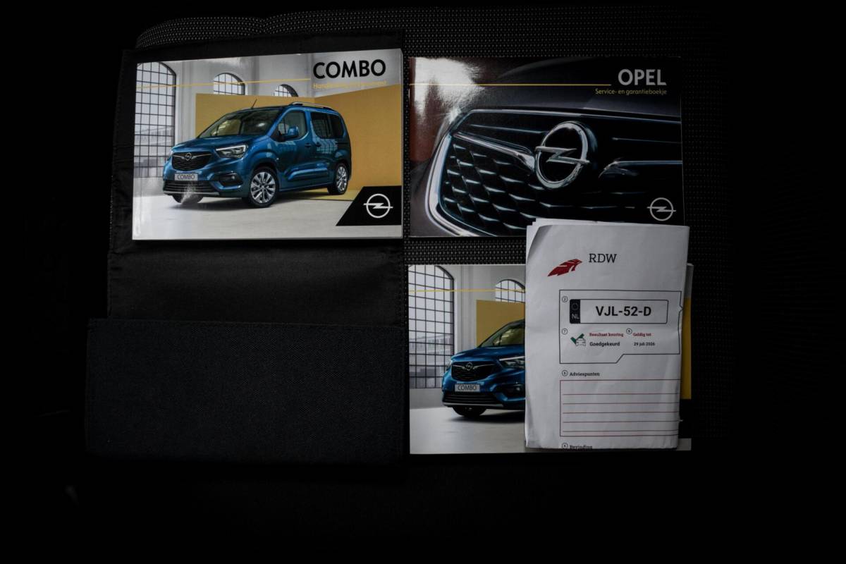 Opel Combo Opel Combo 1.5D L1H1 Edition|CAMERA|TREKHAAK|PDC|CARPLAY|DODEHOEKDETECTIE|CLIMATE