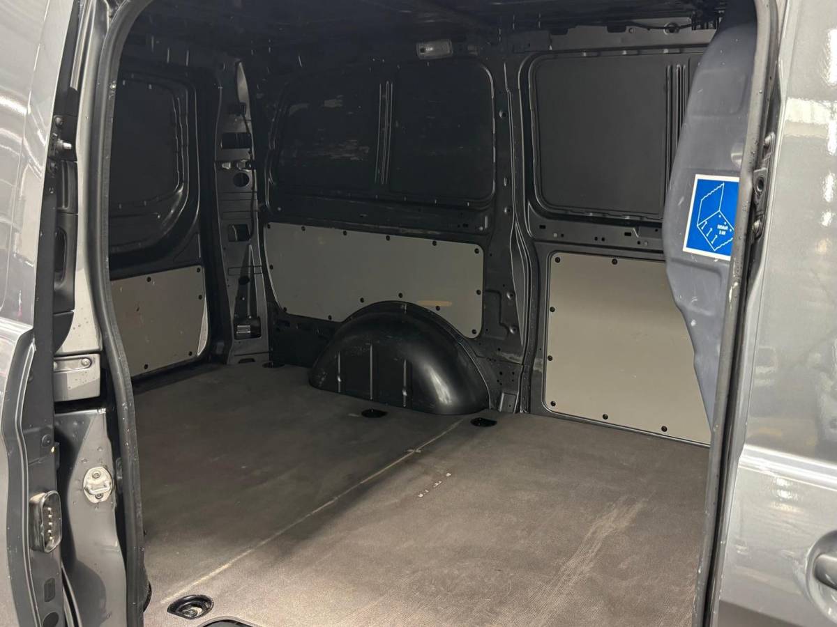 Mercedes-Benz Vito Mercedes-Benz Vito 114 CDI Extra Lang Automaat Airco ACC Camera Navigatie Apple Carplay/Android Auto Trekhaak Parkeersensoren