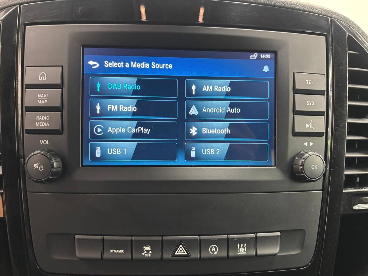 Mercedes-Benz Vito Mercedes-Benz Vito 114 CDI Extra Lang Automaat Airco ACC Camera Navigatie Apple Carplay/Android Auto Trekhaak Parkeersensoren