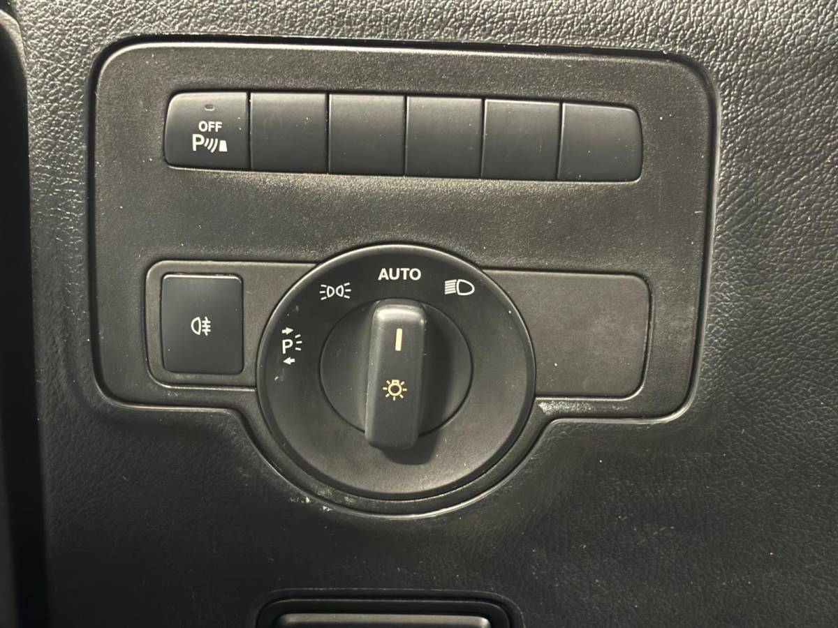 Mercedes-Benz Vito Mercedes-Benz Vito 114 CDI Extra Lang Automaat Airco ACC Camera Navigatie Apple Carplay/Android Auto Trekhaak Parkeersensoren