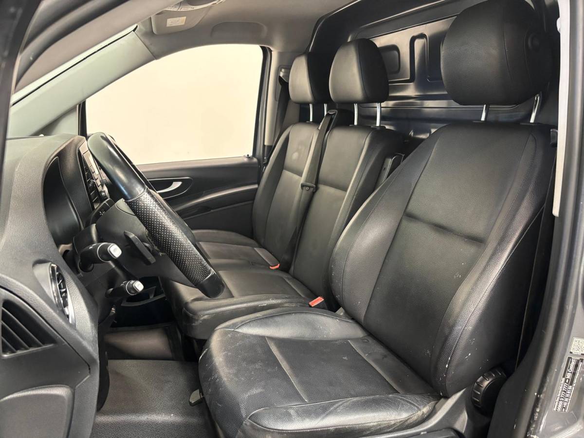 Mercedes-Benz Vito Mercedes-Benz Vito 114 CDI Extra Lang Automaat Airco ACC Camera Navigatie Apple Carplay/Android Auto Trekhaak Parkeersensoren