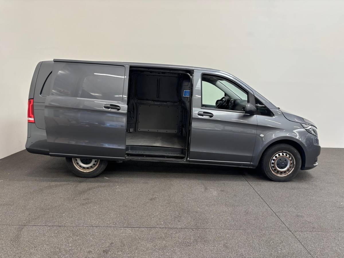 Mercedes-Benz Vito Mercedes-Benz Vito 114 CDI Extra Lang Automaat Airco ACC Camera Navigatie Apple Carplay/Android Auto Trekhaak Parkeersensoren