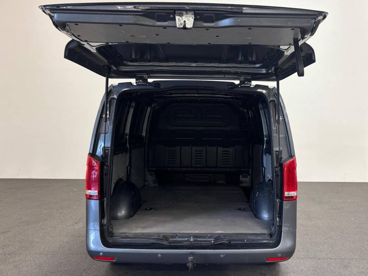 Mercedes-Benz Vito Mercedes-Benz Vito 114 CDI Extra Lang Automaat Airco ACC Camera Navigatie Apple Carplay/Android Auto Trekhaak Parkeersensoren