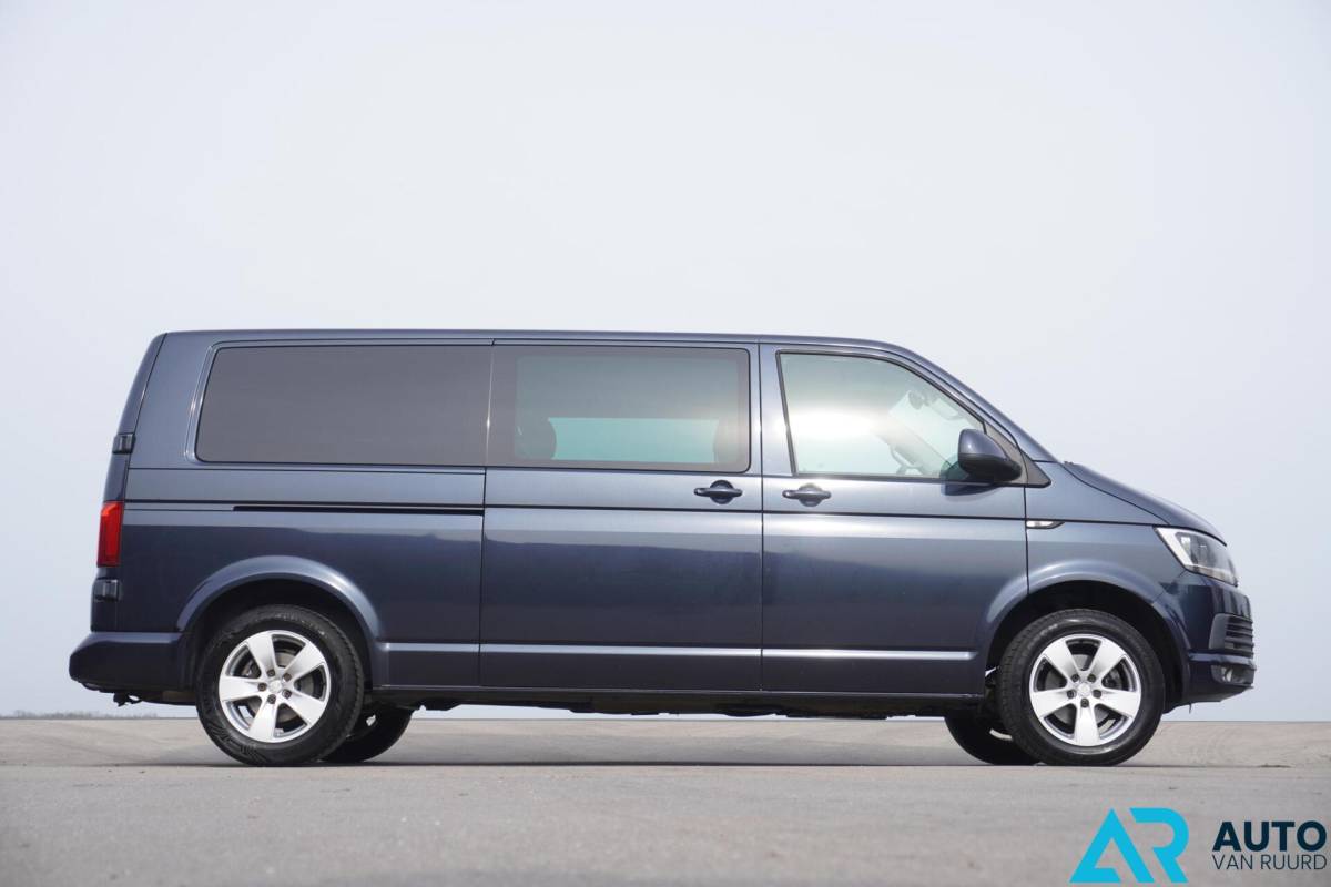 Volkswagen Transporter Volkswagen Transporter 2.0 TDI L2H1 DC * Dubbele cabine *