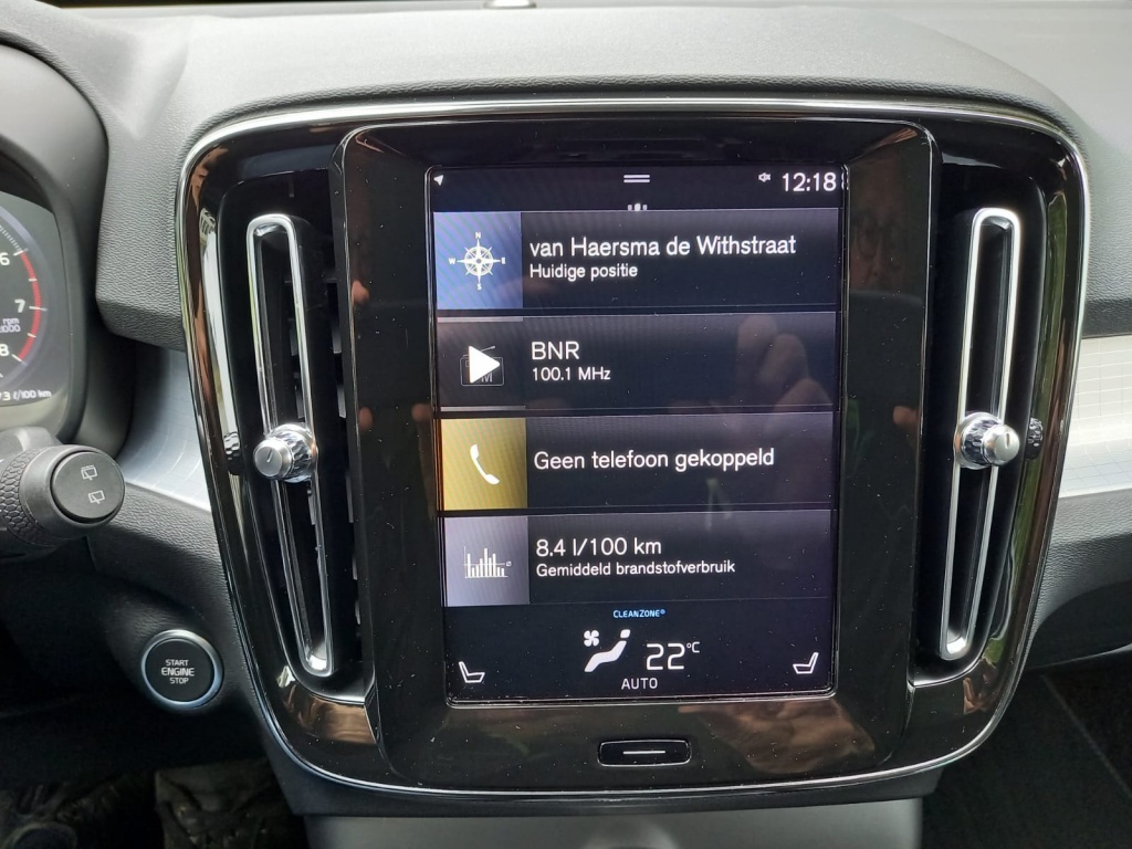 Volvo XC40 Volvo XC40 2.0 T4 Momentum