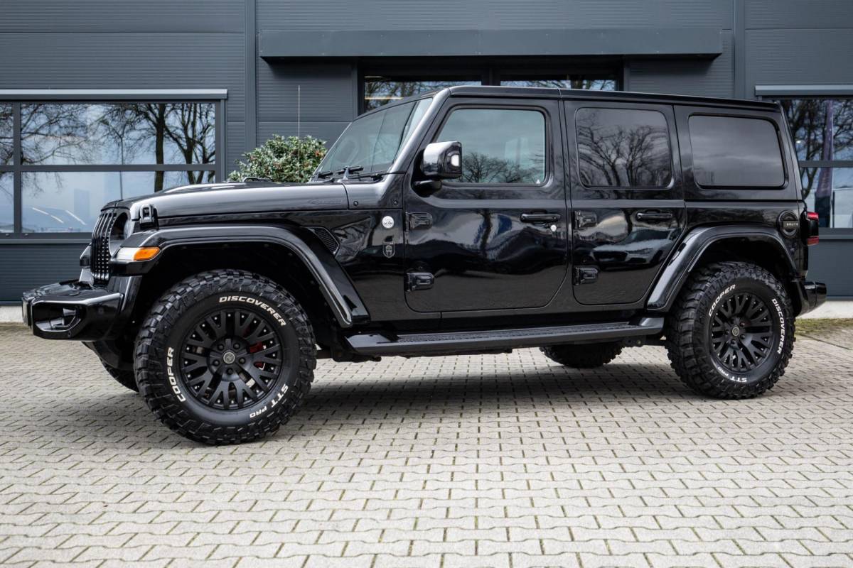 Jeep Wrangler Jeep Wrangler 2.0T Sahara BRUTE