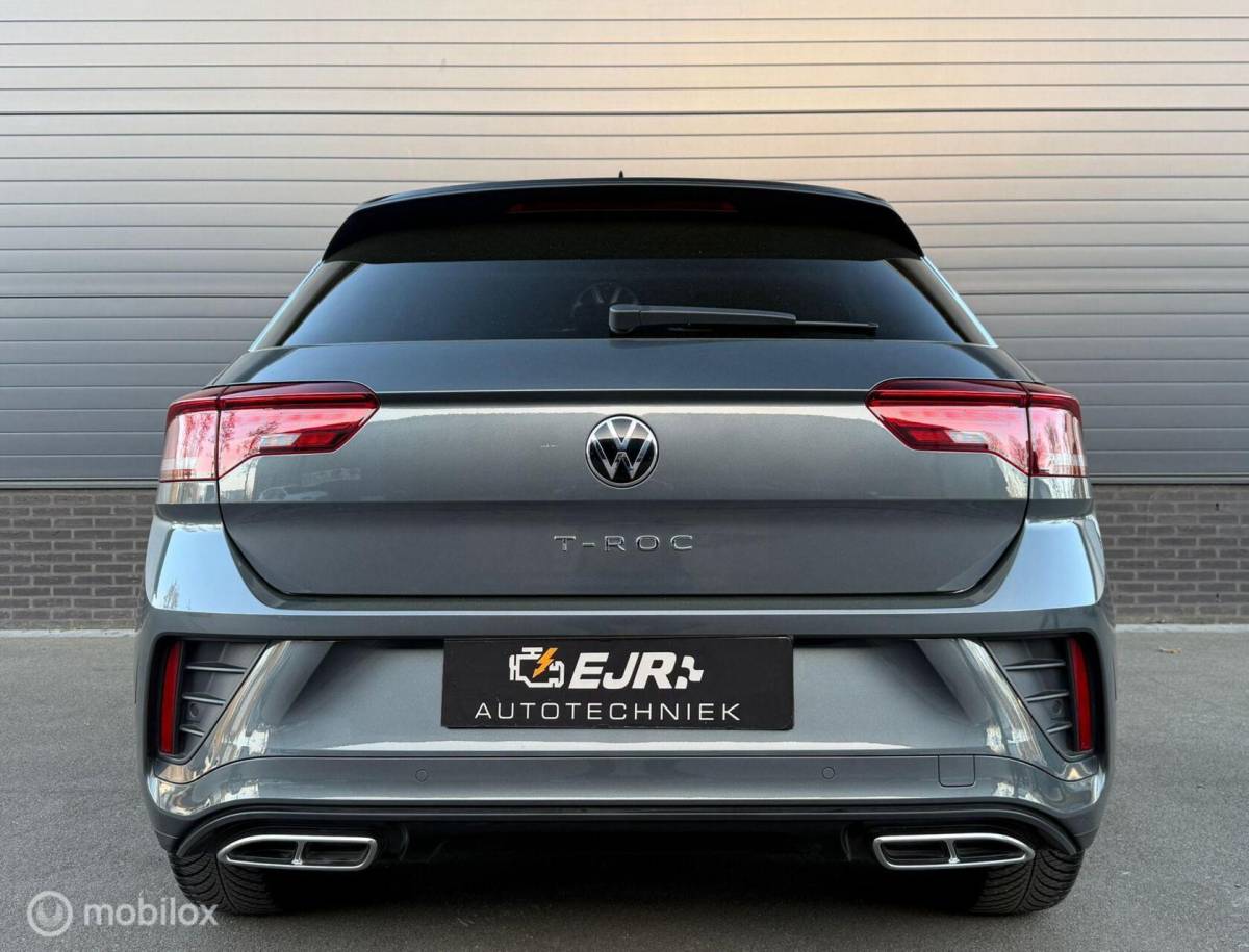 Volkswagen T-Roc Volkswagen T-Roc 1.5 TSI DSG R-Line ADABCR*HAAK*CAMERA*CARPLAY