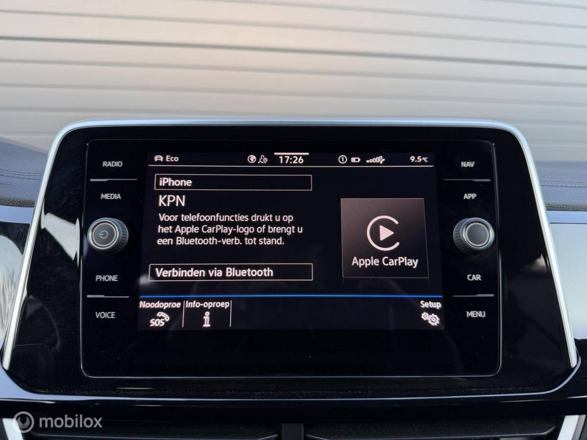 Volkswagen T-Roc Volkswagen T-Roc 1.5 TSI DSG R-Line ADABCR*HAAK*CAMERA*CARPLAY