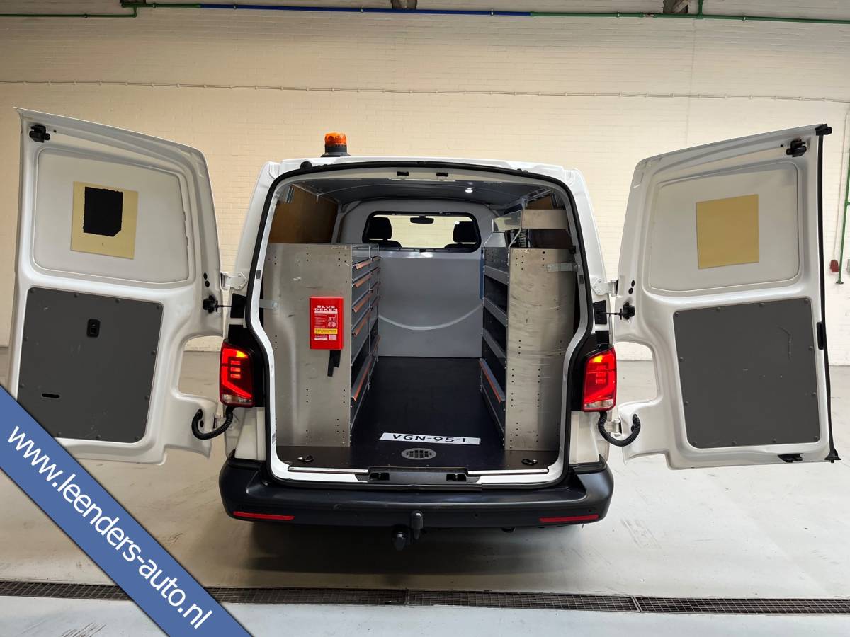 Volkswagen Transporter Volkswagen Transporter L2H1 DSG Automaat Servicewagen 2.0 TDI 150PK 4 Motion 4×4 euro6, Inrichting, V230, Trekhaak, RIJKLAARPRIJS!