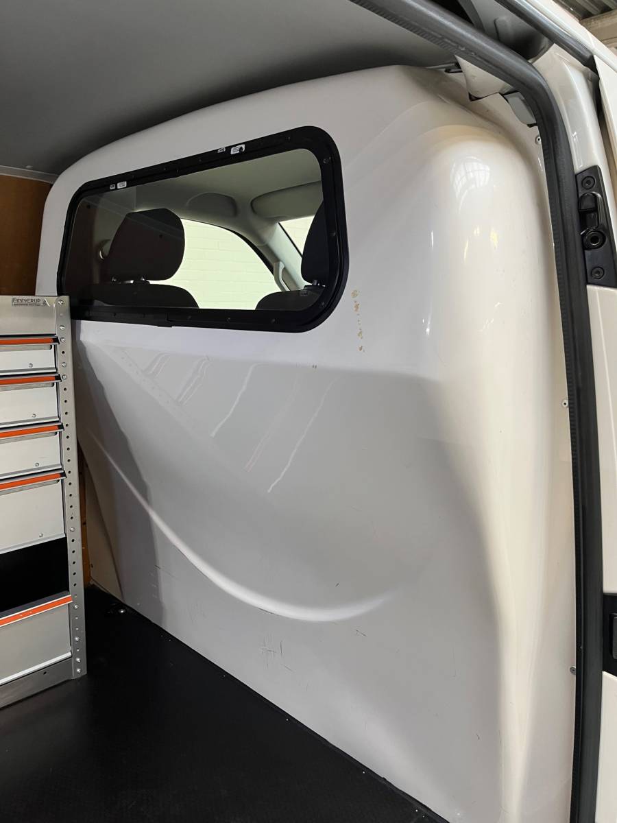 Volkswagen Transporter Volkswagen Transporter L2H1 DSG Automaat Servicewagen 2.0 TDI 150PK 4 Motion 4×4 euro6, Inrichting, V230, Trekhaak, RIJKLAARPRIJS!