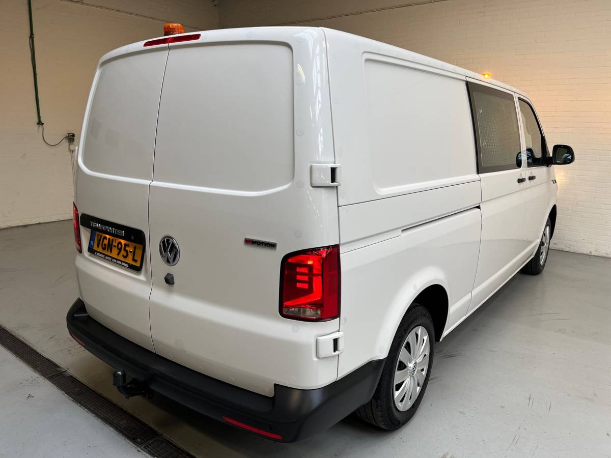 Volkswagen Transporter Volkswagen Transporter L2H1 DSG Automaat Servicewagen 2.0 TDI 150PK 4 Motion 4×4 euro6, Inrichting, V230, Trekhaak, RIJKLAARPRIJS!