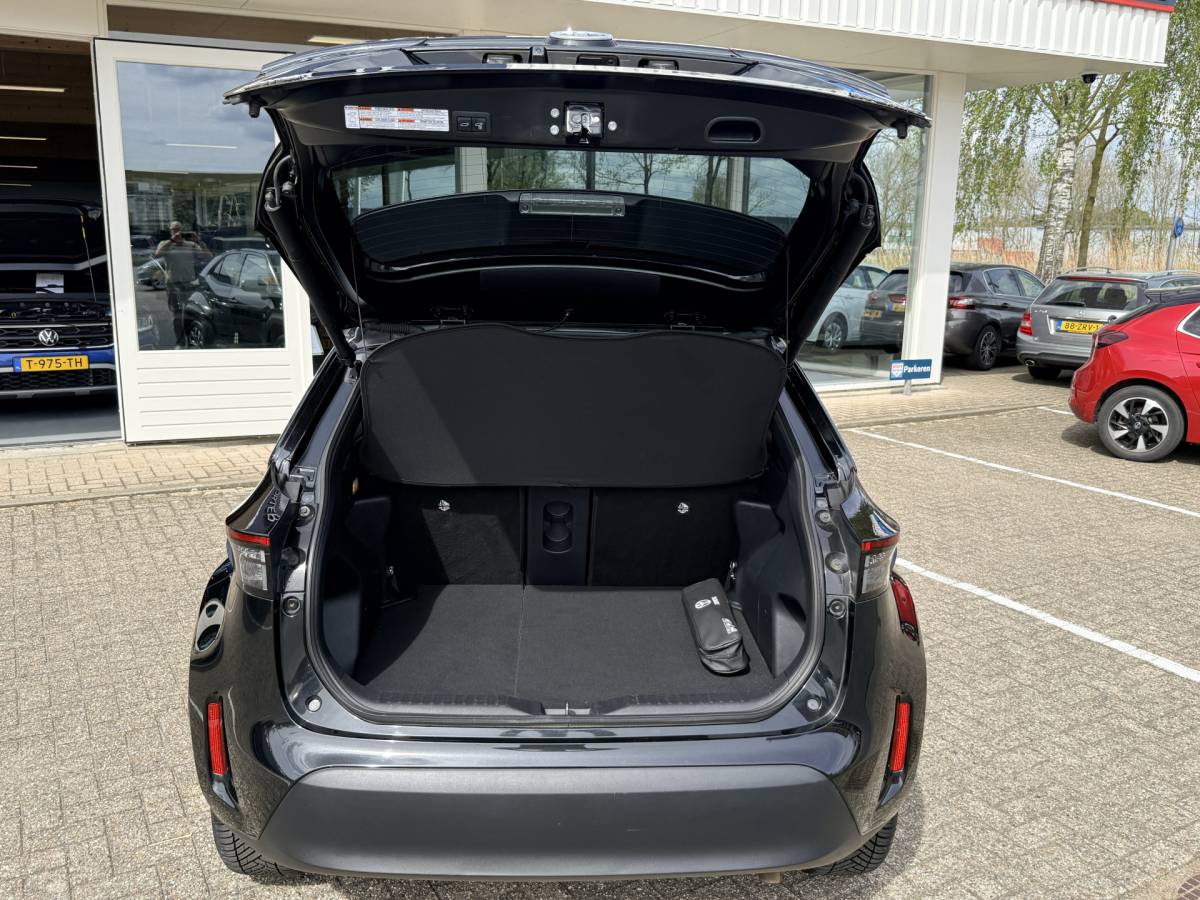 Toyota Yaris Cross Toyota Yaris Cross 1.5 Hybrid Team D | LED | Navi | Keyless | Winterpakket | Adapt. Cruise | Apple/Android | Elektr. Klep