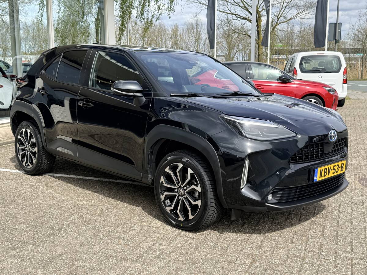 Toyota Yaris Cross Toyota Yaris Cross 1.5 Hybrid Team D | LED | Navi | Keyless | Winterpakket | Adapt. Cruise | Apple/Android | Elektr. Klep