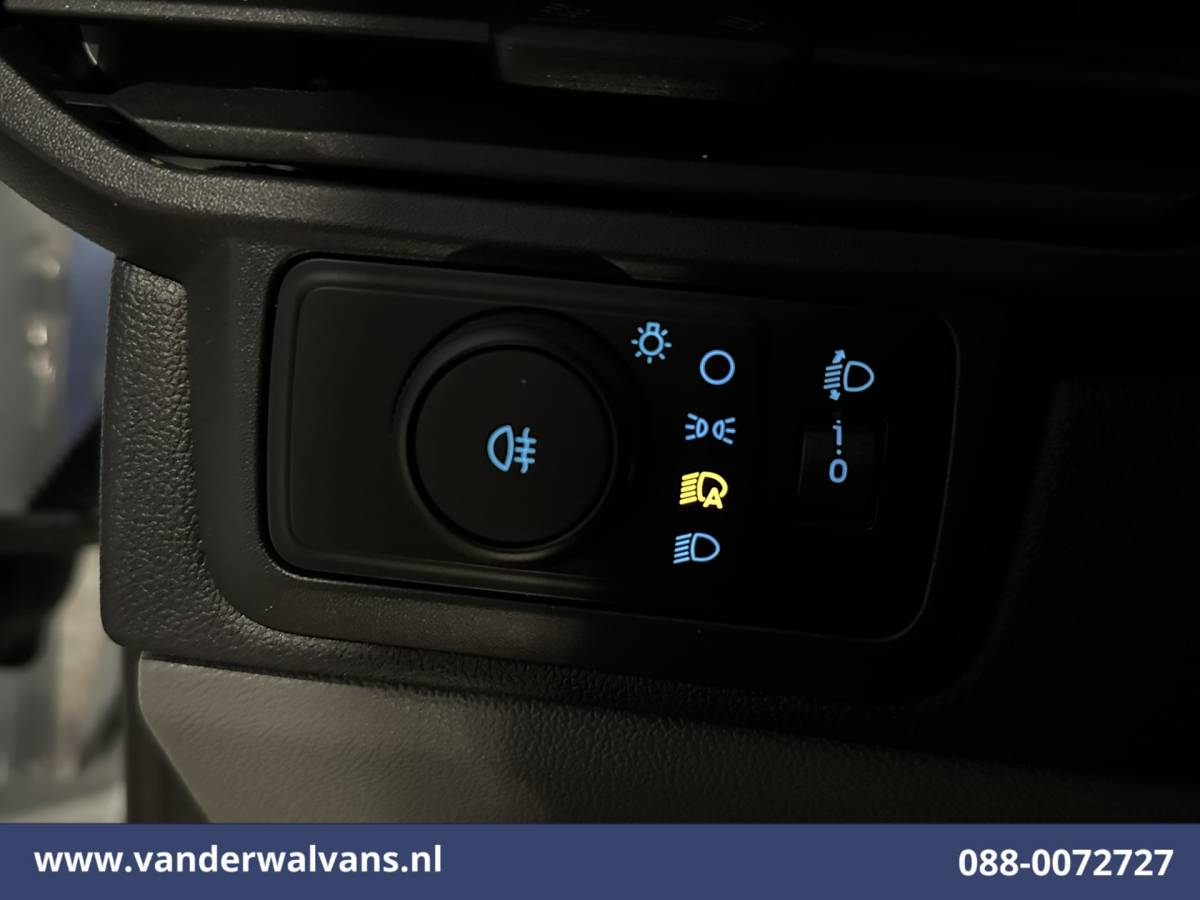 Ford Transit Custom Ford Transit Custom 2.0 TDCI L1H1  Euro6 Airco | Camera | LED | Apple Carplay | Cruisecontrol Android Auto, Verwarmde voorruit, Parkeersensoren, Bijrijdersbank