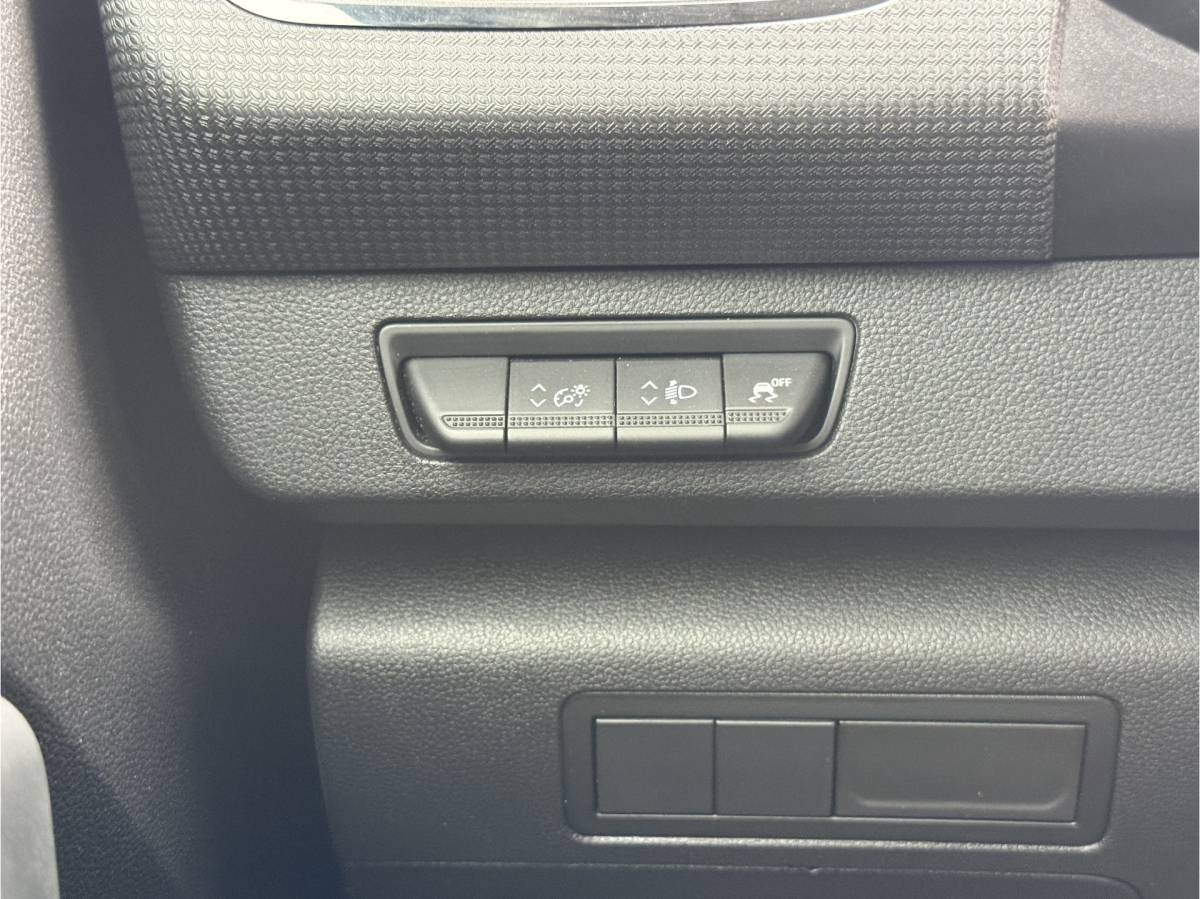 Renault Kangoo Renault Kangoo Grand Comfort TCe 130PK **Benzine** Automaat L1 LED Inbouw Airco Cruise Control Camera Parkeersensoren