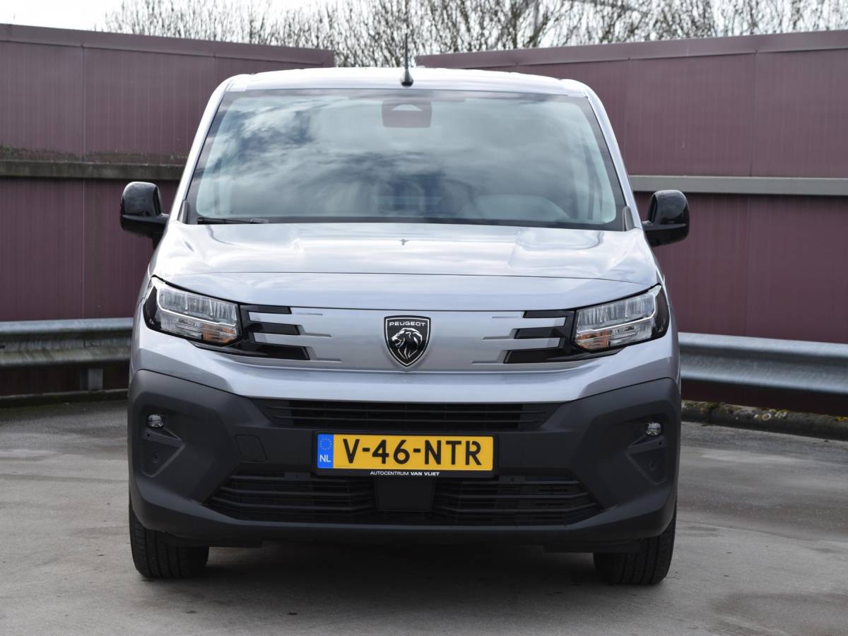 Peugeot e-Partner Peugeot e-Partner 136 L2 50 kWh | HOUTEN BETIMMERING |  2X SCHUIFDEUR | 16″ LMV | PACK WINTER | NAVI | CAMERA | CRUISE CONTROL