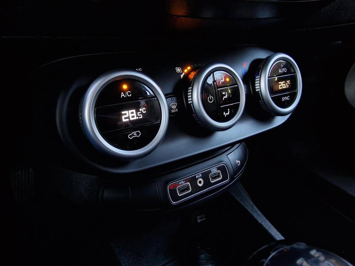 Fiat 500X Fiat 500 X 1.0 GSE Lounge|Adaptiefcruise|Trekhaak|Camera|PDC|Carplay|