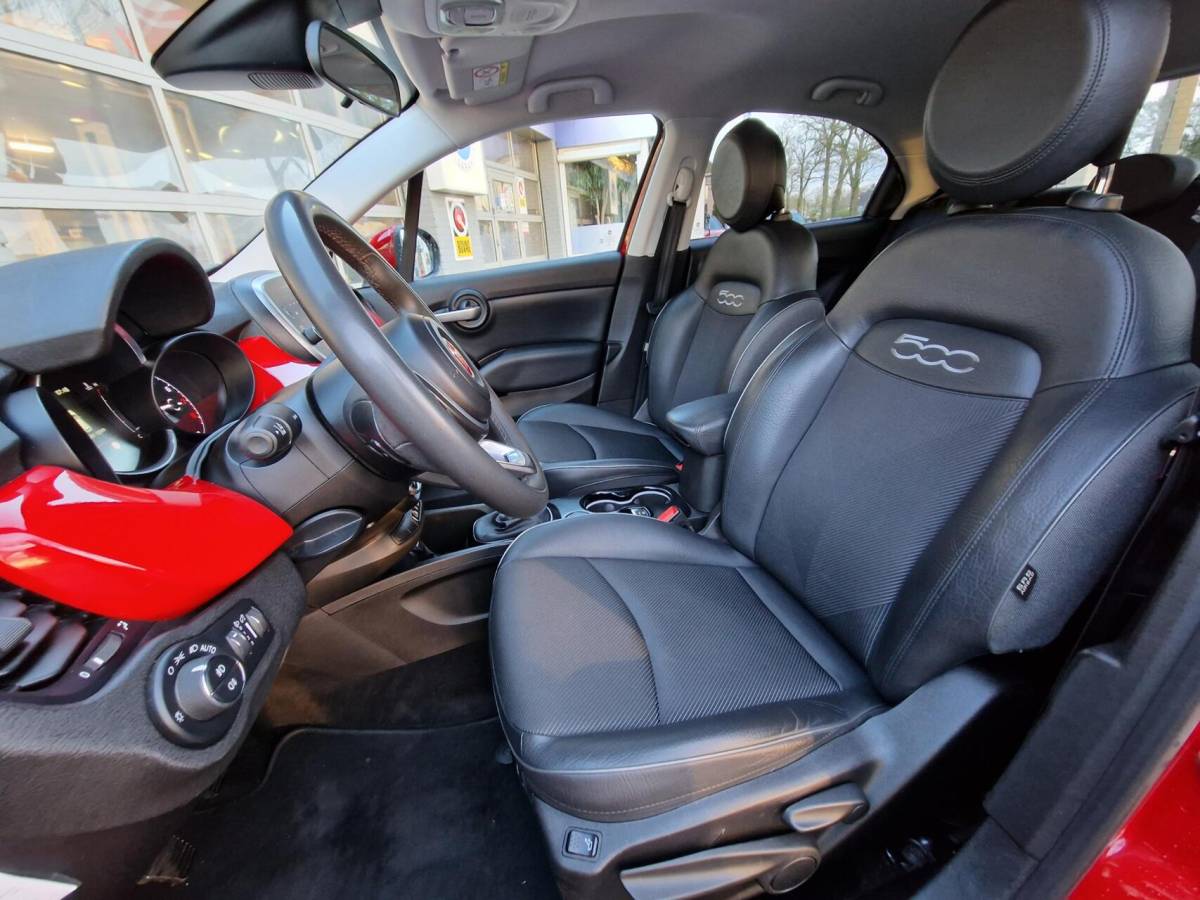 Fiat 500X Fiat 500 X 1.0 GSE Lounge|Adaptiefcruise|Trekhaak|Camera|PDC|Carplay|