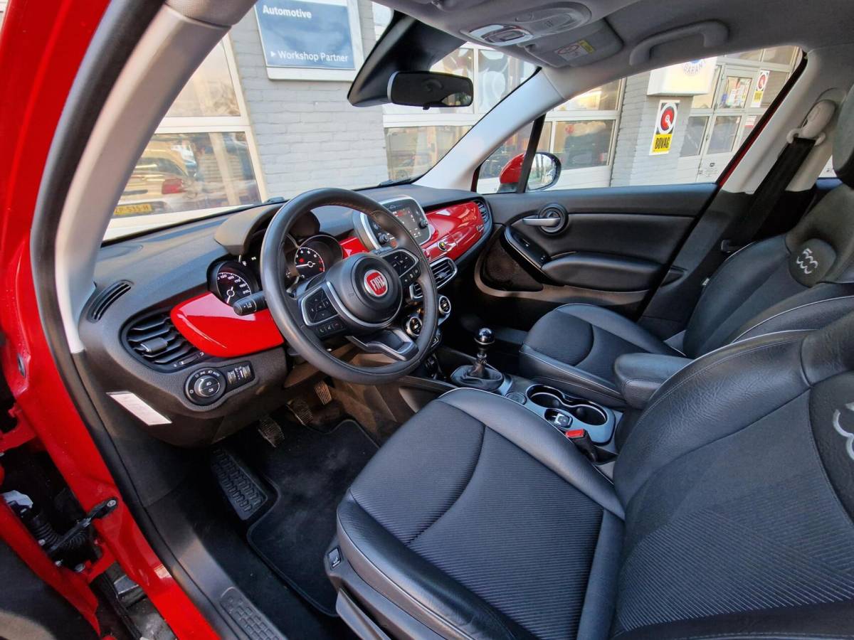 Fiat 500X Fiat 500 X 1.0 GSE Lounge|Adaptiefcruise|Trekhaak|Camera|PDC|Carplay|