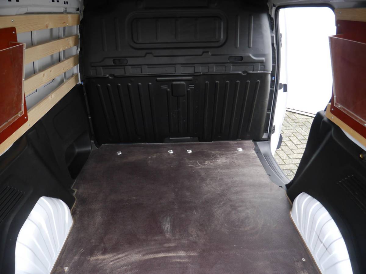 Opel Combo Opel Combo 1.5D 100pk L1H1 Edition | Airconditioning | Bluetooth | Cruise control | Laadruimte betimmering | Zijschuifdeur