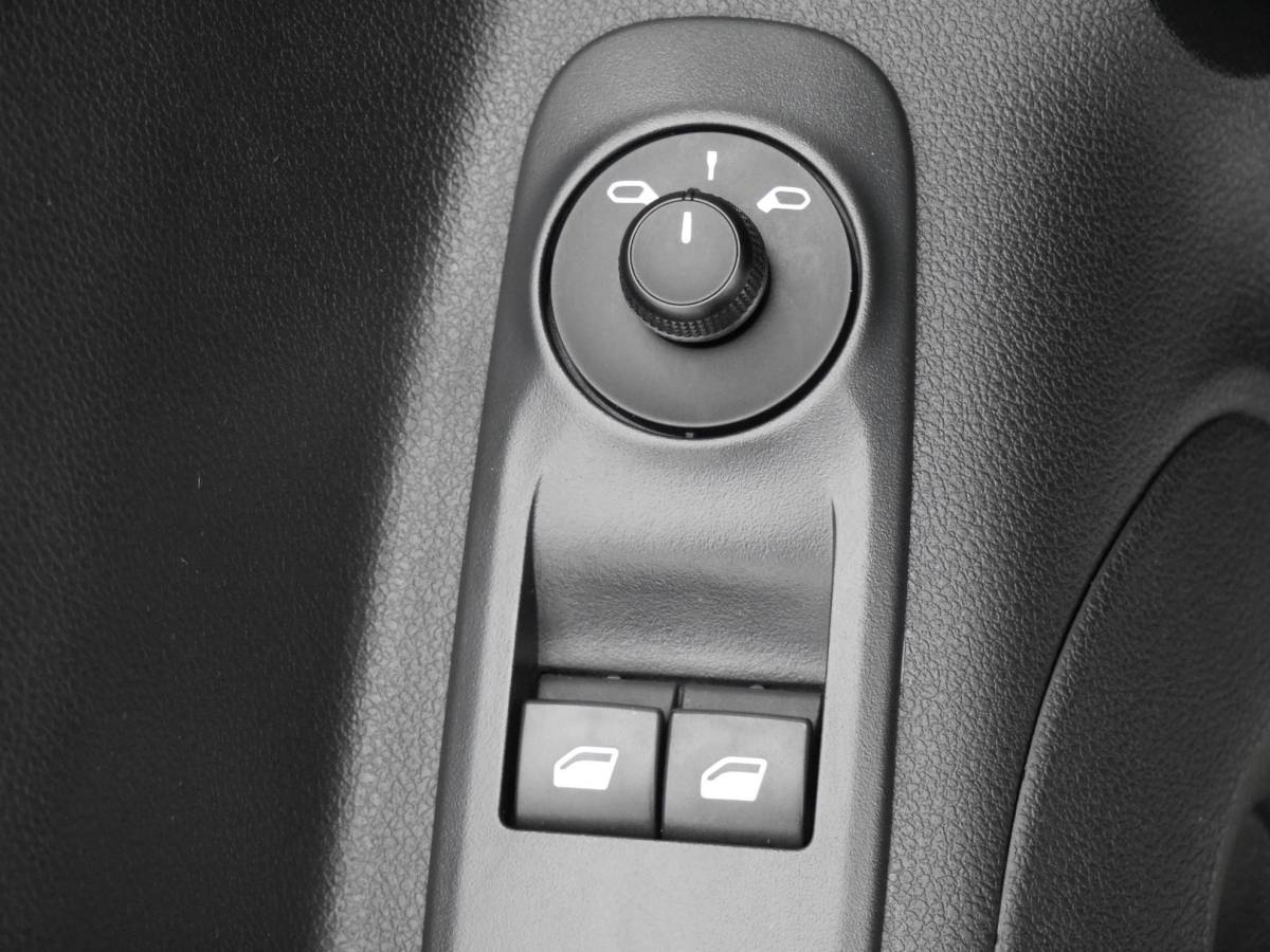 Opel Combo Opel Combo 1.5D 100pk L1H1 Edition | Airconditioning | Bluetooth | Cruise control | Laadruimte betimmering | Zijschuifdeur