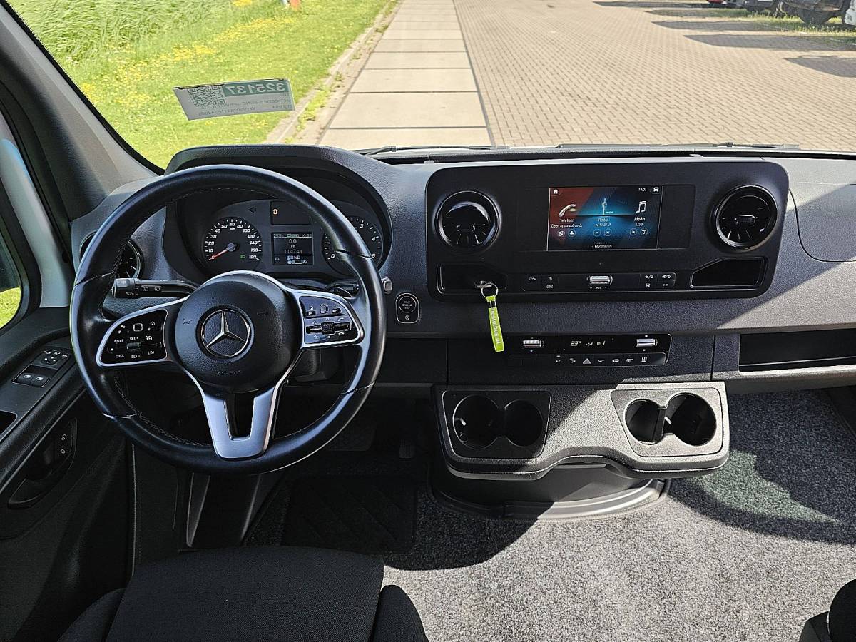 Mercedes-Benz Sprinter MERCEDES-BENZ SPRINTER 315 l1h1 mbux automaat