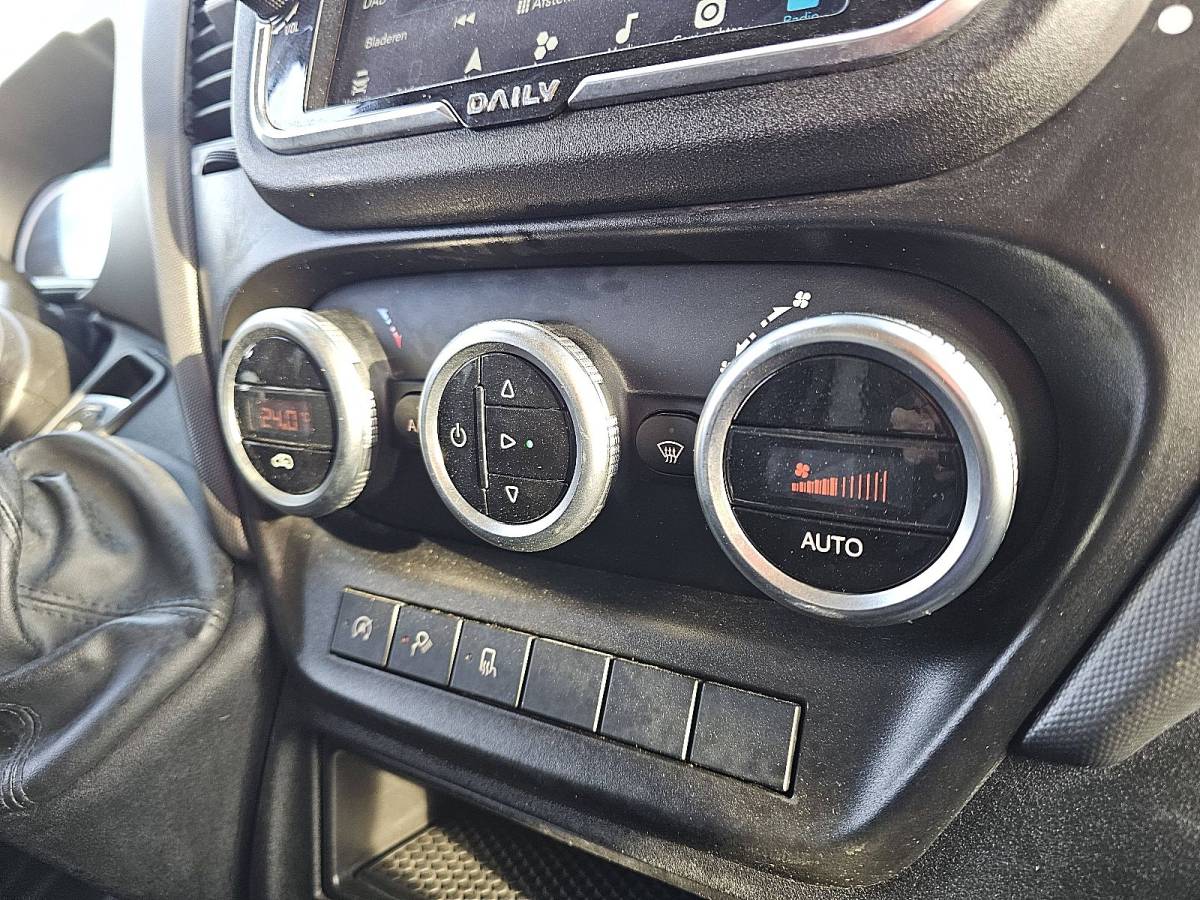 Iveco Daily IVECO DAILY 35S16 l4h2 navi camera ac!