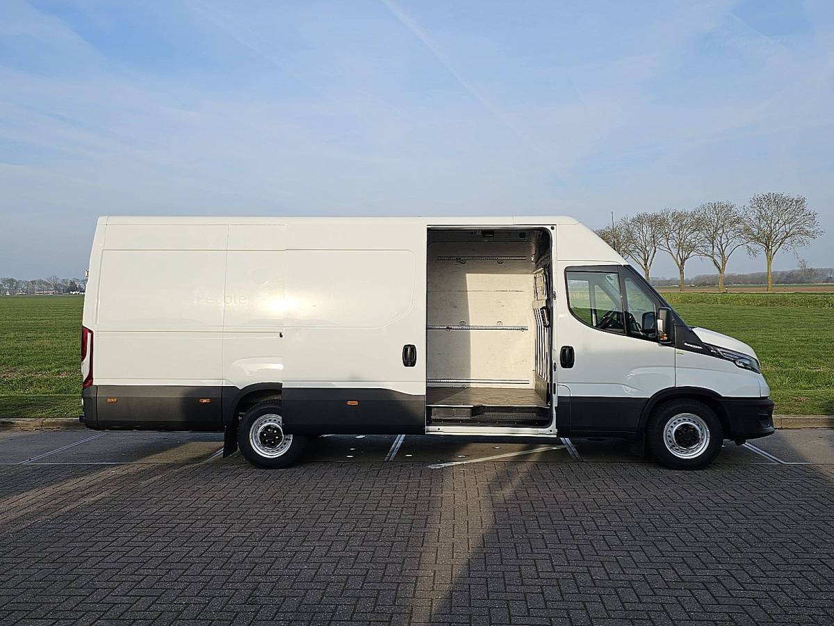 Iveco Daily IVECO DAILY 35S16 l4h2 navi camera ac!