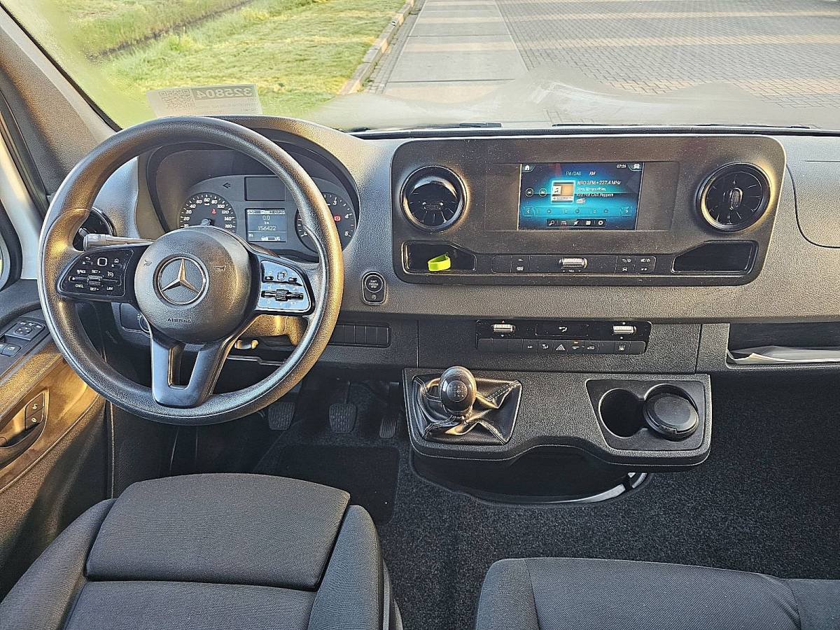 Mercedes-Benz Sprinter MERCEDES-BENZ SPRINTER 211 l2h1 euro6 mbux ac!