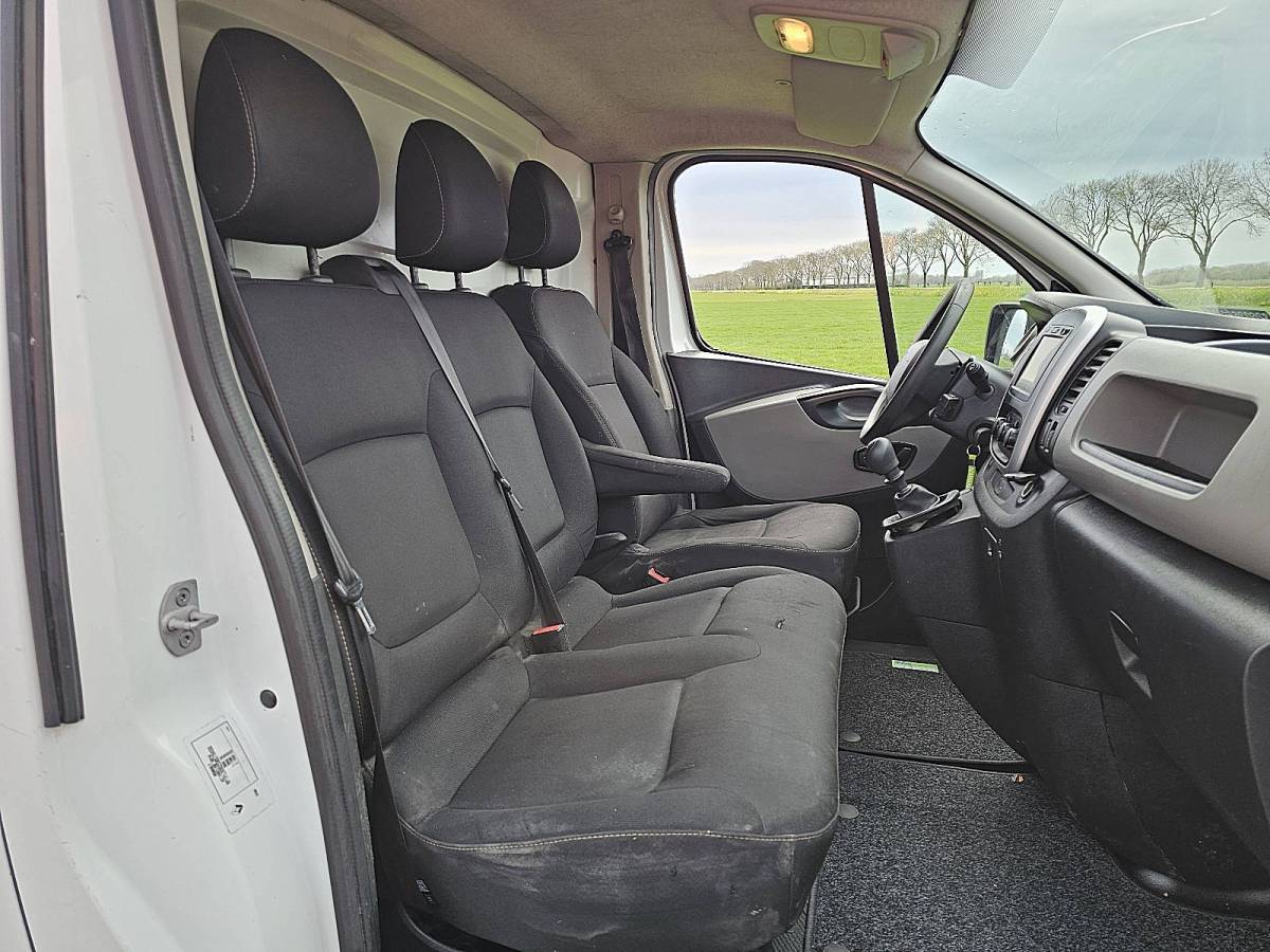 Renault Trafic RENAULT TRAFIC 1.6 DCI l2h1 airco imperiaal